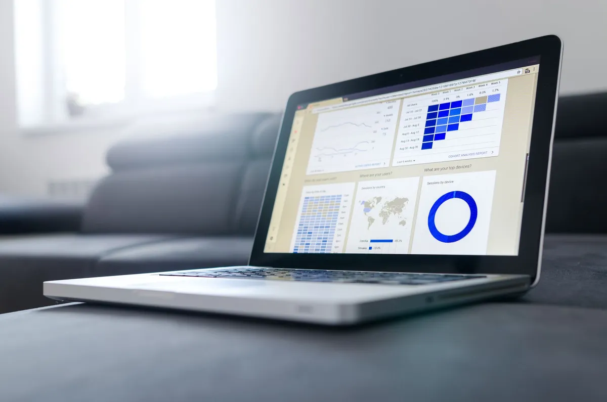 Mesurer l'audience de son site : outils, indicateurs et cookies